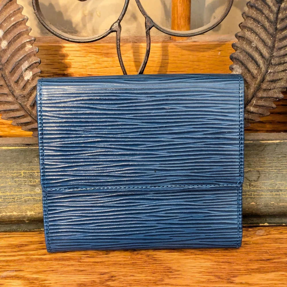 Louis Vuitton Blue Epi Leather Trifold Wallet(Price Is Firm)